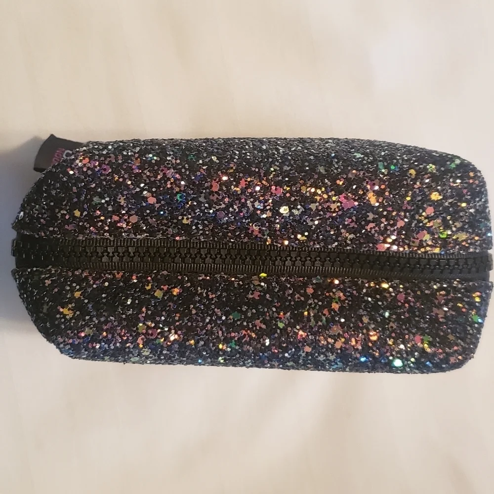 Cosmetic case, never used